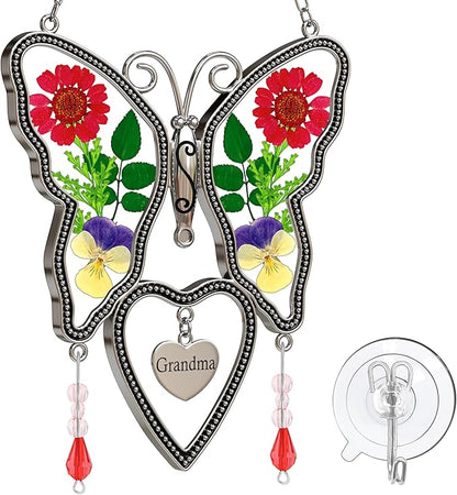 Suncatcher Grandma Butterfly Heart Shaped Glass Suncatcher with Pressed Flower Nana Gifts Wind Chimes with Real Flowers, Pendant Birthday Gifts for Grandma Mother`s Day Indoor Décor