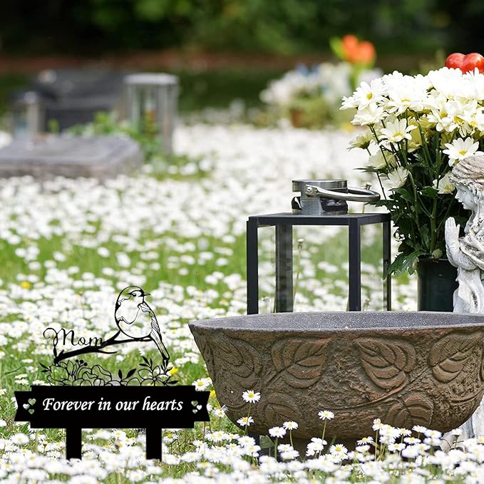 Grave Decorations for Cemetery Metal Memorial Grave Plaque Stake Markers Sympathy Waterproof Cemetery Decor for Dad Mom Dog Cat Outdoors Garden Personalized (Type C)