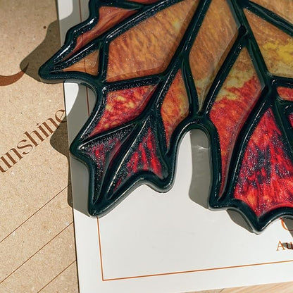 Maple Leaves Handmade Resin Suncatchers, Artisan Boho Sun Catcher Stained Glass Effect Window Hanging Garden Decor, Pendants Fall Decorations, Gift for Mother's Day Mom Grandma Wife Women