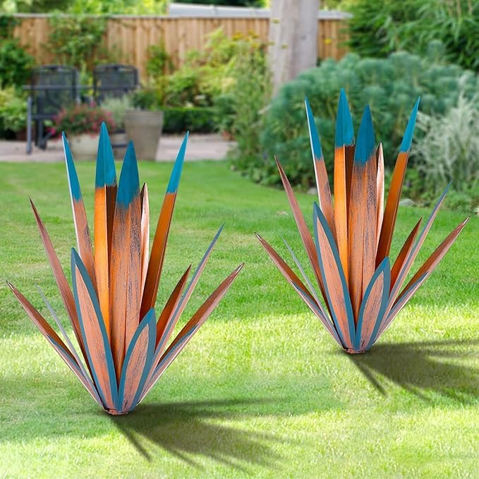 Tequila Rustic Sculpture, 2Pack DIY Rustic Hand Painted Metal Agave, Metal Agave Plant Home Decor, Garden Yard Sculpture Lawn Home Art Decoration Statue, Garden Ornaments Outdoor Decor (Small)
