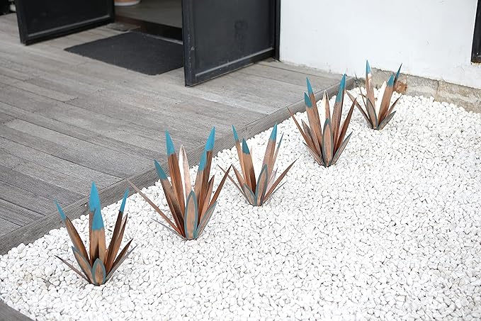 Homight Large Tequila Rustic Sculpture, Rustic Metal Agave Plants for Outdoor Patio Yard, Home Decor Hand Painted Metal Agave Garden Yard Statue, Outdoor Lawn Ornaments (2 Big 1 Small)