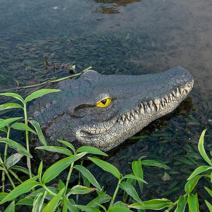 LUEUR Floating Alligator Head Garden Decor for Ponds & Pools – Realistic Crocodile Head Floating Ornament, Decorative Alligator Accent for Outdoor Water Features, Yard & Landscape Decoration