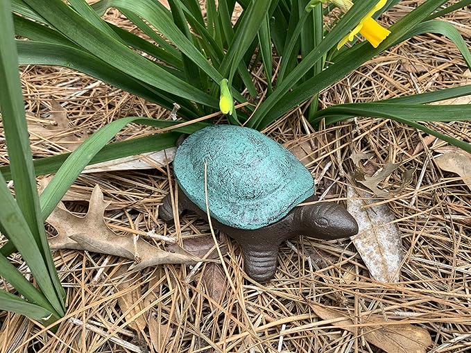 Top Brass Turtle Key Hider Figurine - Cast Iron Garden Statue with Secret Compartment - Indoor/Outdoor