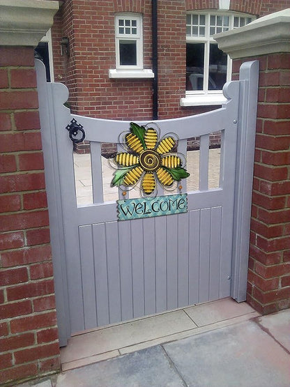 Hanging Welcome Sign Metal Flower Signs Wreath Decor Decorative Door Hanger Indoor Outdoor Spring Decoration for Porch Wall Front Door (Yellow)