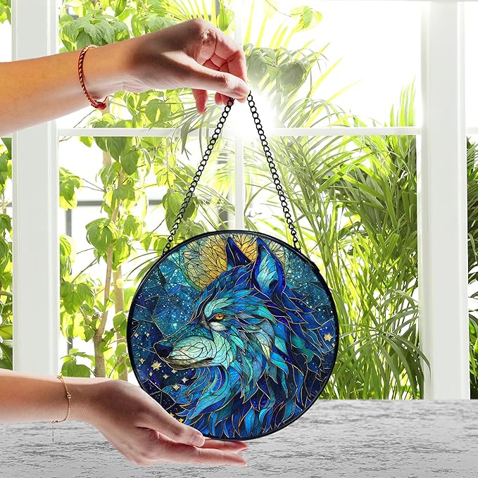 Funny Wolf Gifts Suncatcher Window Hanging, Wolf Decor Sun Catchers Indoor Window Round Glass Wall Art Decor, Animal Lover Gifts Suncatcher Wall Hanging Decorations, 711cz-blh-wolf Patio
