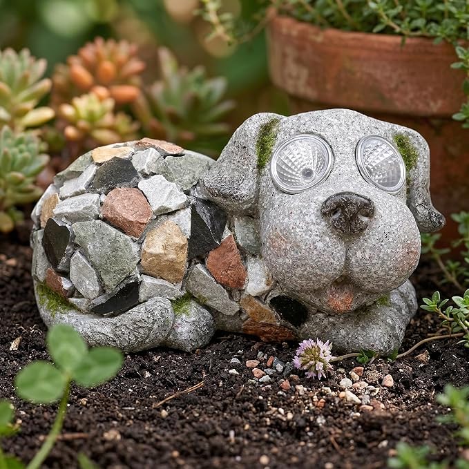 Outdoor Garden Decor Solar Dog Statue & Sculpture, Cute Dog Garden Statue, Solar Yard Decorations for Lawn Patio Front, Stone Resin Figurine ldeal Gift for Mom