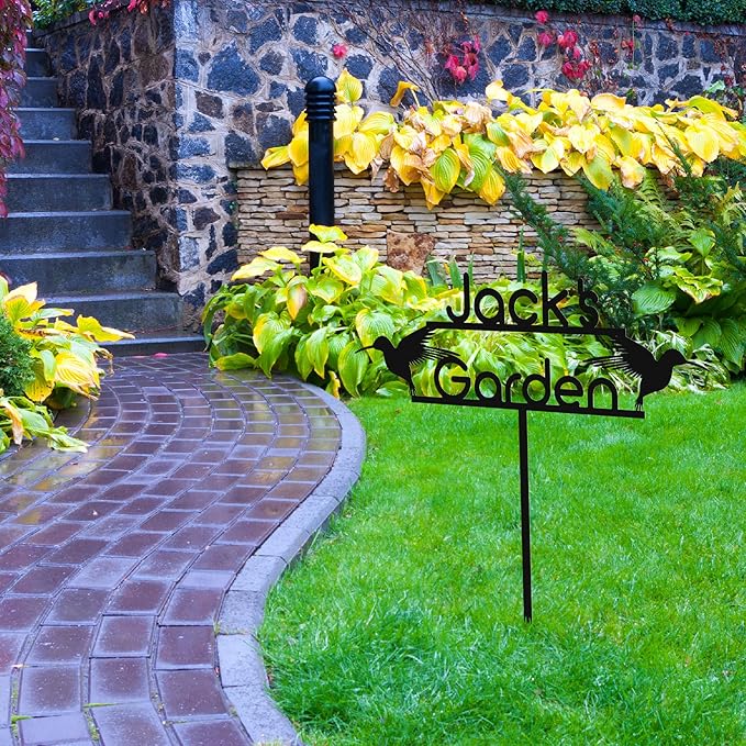 Personalized Metal Garden Sign with Stake, Custom Garden Decor for Outdoor, Custom Family Name Sign, Patio Decorations, Lawn Art, Farmhouse Decorative, Housewarming Gift (CstmDesign9)