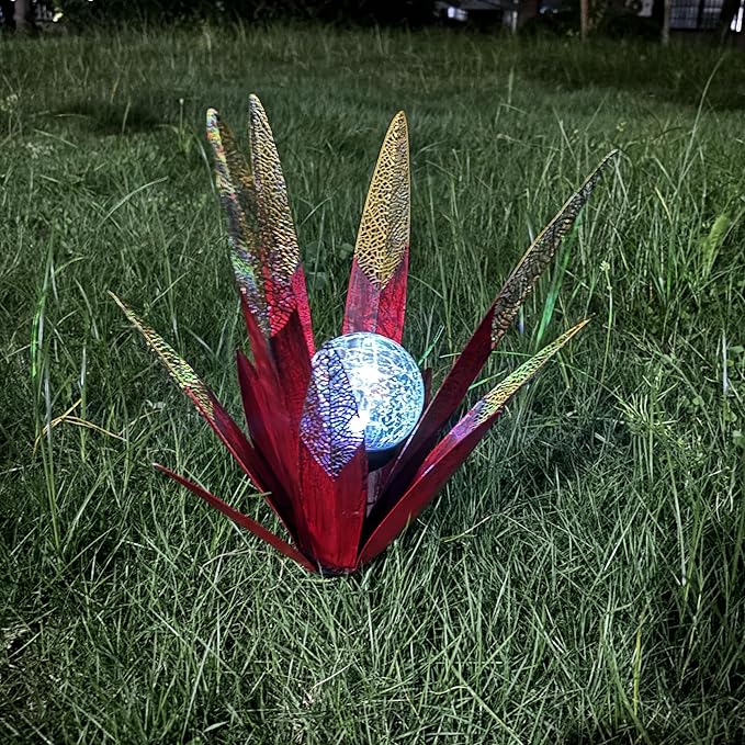 Tequila Rustic Sculpture, Metal Agave Statues Garden Hand Painted Decor for Yard Lawn Patio, Home Outdoor Courtyard Decoration with Solar Light Hollowed Leaves, Ornament Gifts (Red, Size)