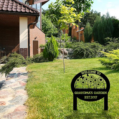 Personalized Metal Garden Sign with Stake, Custom Flowers Garden Decor for Outdoor, Custom Family Name Sign, Patio Decorations, Lawn Art, Farmhouse Decorative, Housewarming Gift