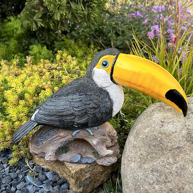 Teaeeno Garden Toucan Statue Decor Outdoor, Toucan Bird Outdoor Tiki, Resin Toucans Outdoor Tropical Decor Bird Sculptures for Patio Lawn Yard Home Decoration, Tropical Garden Decor