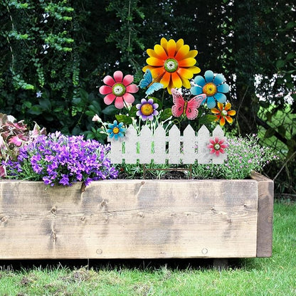 Colorful Flower Garden Stake with Butterflies & White Fence, Outdoor Yard Art Decor, Metal Floral Lawn Stakes for Garden, Patio, Flower Bed, Spring & Summer Outdoor Decoration