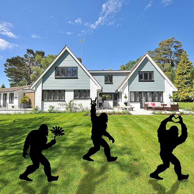 Metal Bigfoot Yard Decor - Standout Sasquatch Outdoor Silhouette – Eye-Catching Metal Bigfoot Garden Stakes, Perfect for Garden, Patio, Lawn Decoration(Set of 3)