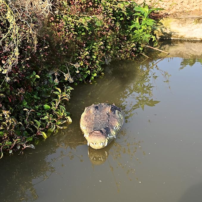 Pond Floating Alligator Head Decoy, Outdoor Alligator Pool Float Fake Gator Head Decorations Duck Deterrent, Crocodile Head for Pond Decor, Pond Decorations, Pool Garden Accessories