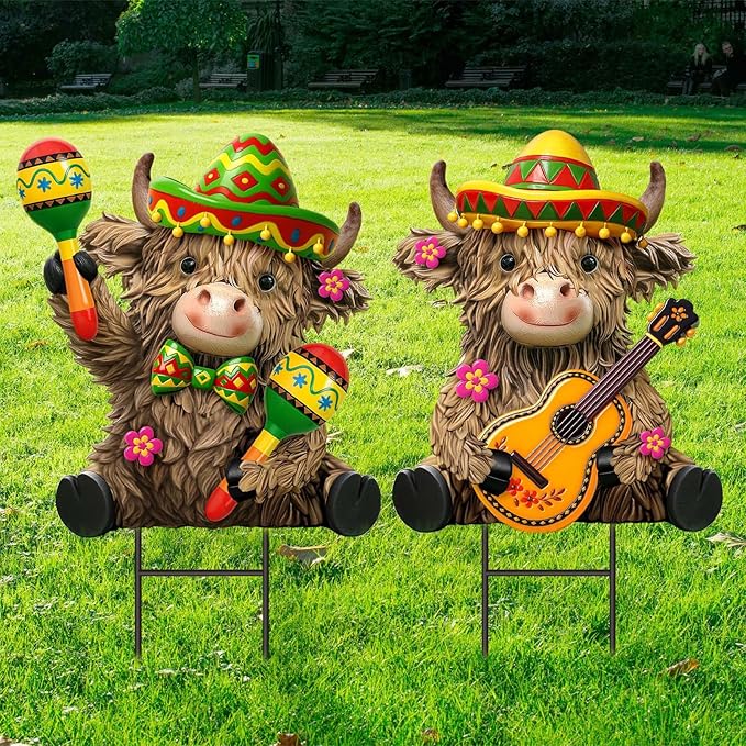 Amyhill 2 Pcs Mexican Fiesta Metal Outdoor Decor Cinco De Mayo Garden Stakes Highland Cow Welcome Yard Signs Decorations Garden Stakes for Mexican Western Cowboy Patio Lawn Walkway Outside Decor
