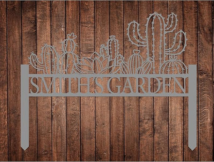 Personalized Cactus Metal Garden Sign, Large Garden Decoration Metal Sign with Stakes, Custom Gardener Family Name Sign, Cactus Decor for Outdoor, Patio Decorative, Yard Art, New Home Gift