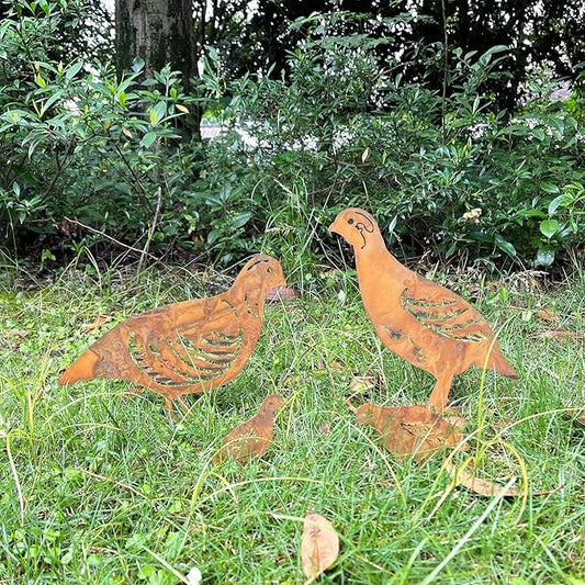 4PCS Rusty Partridge Family Decorative Garden Stakes, Metal Birds Yard Decor, Bird Lover Gifts for Women Mom Grandma Wife, Metal Birds Statues Garden Sculptures and Yard Art, Patio, Lawn Ornaments