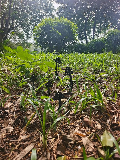 Metal Mushroom Yard Art Garden Decorative Stake Hollow Out Mushrooms Silhouette Statue Decor, 5pcs Mushroom Family Silhouette Sets for Pathway, Floor, Garden, Lawn, Outdoor Decorat (Metal Mushroom)