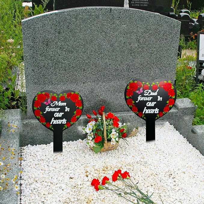 OZIO Heart Memorial Plaque Stake Sympathy Grave Markers Cardinals Garden Metal Grave Stake Decoration for Mom Dad Cemetery Outdoors Yard Garden(Mom-C)