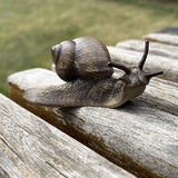 2pcs Snail Figurine Toy Mini Animal Figures for Fairy Garden, Mushrooms, Micro Landscape Decor(Mixed Color)