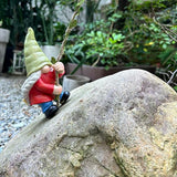 Hanging Gnome Statue Decoration, Climbing Gnomes Statue Figurine Ornament for Indoor Outdoor Home Decor, Gift for Women, Mom