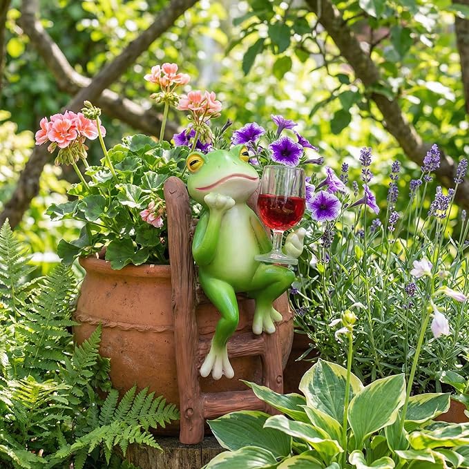 Frog Garden Decor - Mini Resin Frogs Figurines, Waterproof Garden Frogs Outdoor Decor for Patio,Flower Pot & Indoor Shelf,Funny Garden Decor Frog Ornament Gift for Plant Lovers