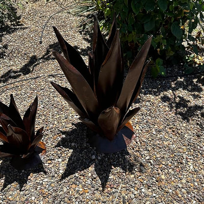Handmade Rusted Metal Flame Agave Sculpture – Garden Art for Patio or Yard Decor (Large (19"))