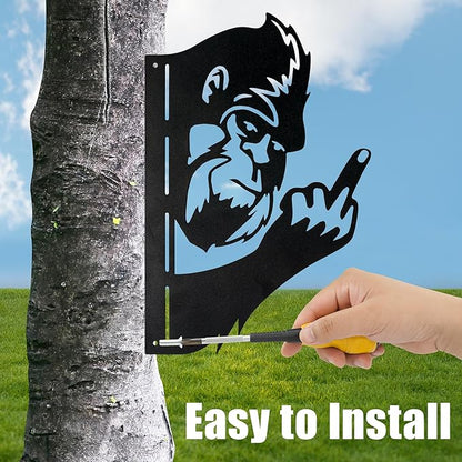 Halloween Fence Yard Statues Garden Stake, Horror Metal Wall Art Statues Outdoor Rust-Proof Decor, Laser Cut Silhouette Art Double Sided Metal Sculpture for Outdoor Garden (Funny Bigfoot)