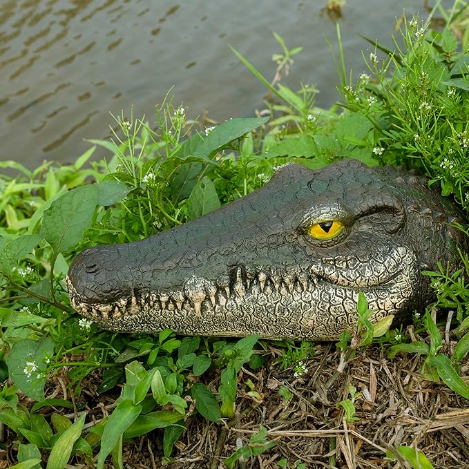 LUEUR Floating Alligator Head Garden Decor for Ponds & Pools – Realistic Crocodile Head Floating Ornament, Decorative Alligator Accent for Outdoor Water Features, Yard & Landscape Decoration