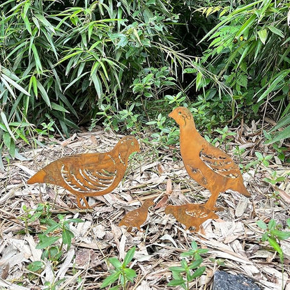 4PCS Rusty Partridge Family Decorative Garden Stakes, Metal Birds Yard Decor, Bird Lover Gifts for Women Mom Grandma Wife, Metal Birds Statues Garden Sculptures and Yard Art, Patio, Lawn Ornaments