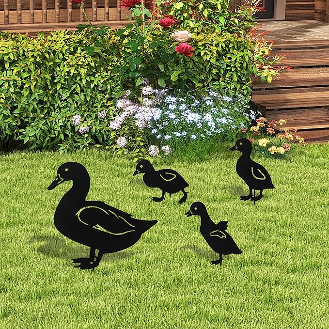 Glitzhome Set of 4 Duck Yard Signs, Black Metal Duck Silhouette Stakes with Hanging Option, Decorative Garden Stakes Yard Art for Spring Lawn Patio Wall Decor, 18" H