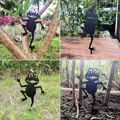 Tipmant Metal Iron Art Decoration Animal Silhouette Decorative Stakes Statues Ornament Crafts for Outdoor Gardens, Yard, Courtyards, Parks, Lawns, Potted Plants, Patio (3 Frogs)