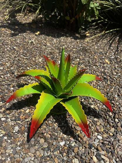 Mini Metal Agave - Garden Art (Cherry Lime)