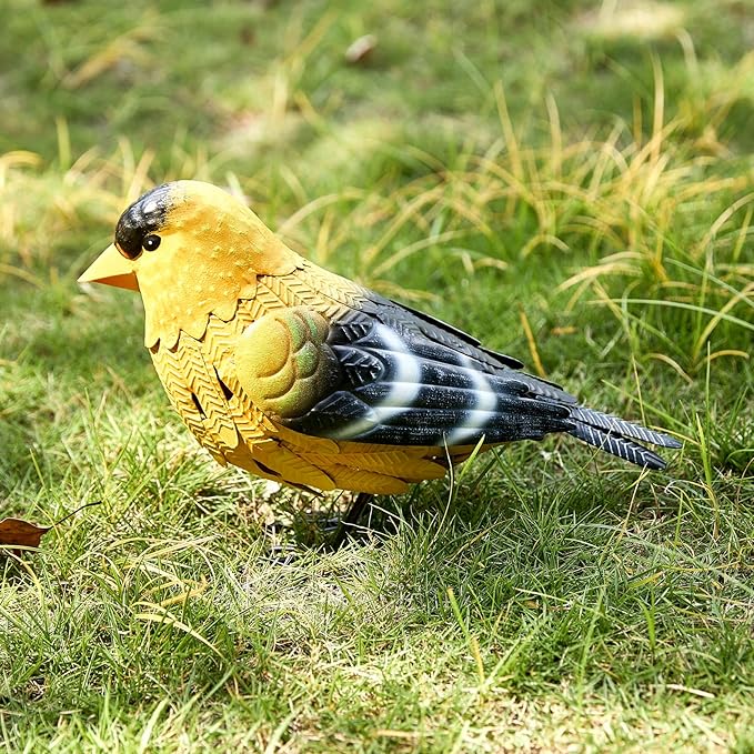 GUTE American Goldfinch Metal Garden Bird, Yard Sculpture Art - Large Realistic Standing Gold Finch Bird - Outdoor Fall, Winter, Spring, Summer Decoration - Decor - Perfect and Sympathy Gifts