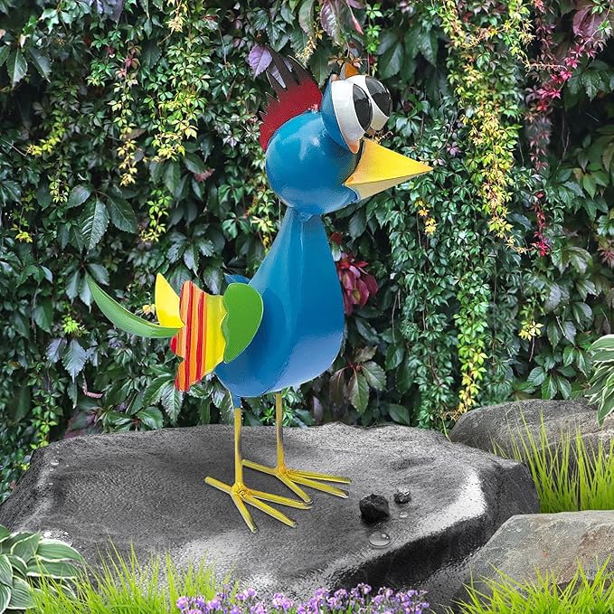 Colorful Metal Rooster Garden Statue, Wacky Outdoor Animal Statues, Weather-Resistant Chicken Figurine Outside Decorations, Metal Garden Sculptures, for Lawn Patio Porch Outdoor Decor