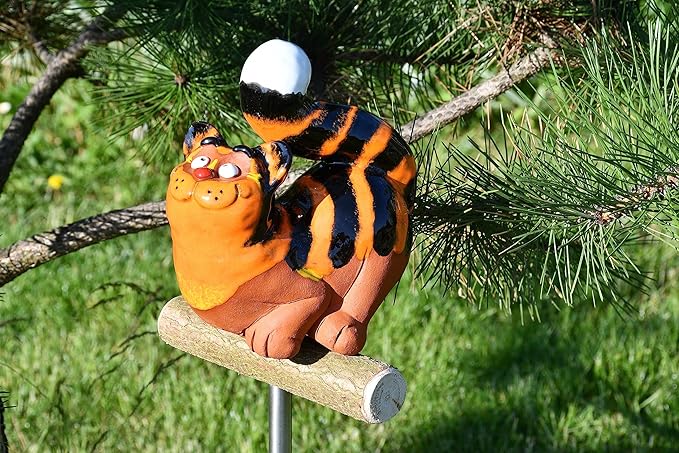 Ceramic Decoration for Garden and Yard | Outdoor Ornament with Stake | Happy Cat | GKW11
