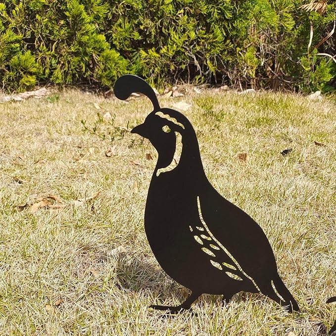 4pcs Outdoor Quail Family Yard Decor Garden Metal Statue Decor Innovative Iron Art Hand Crafted Metal Quail Stake Statue Garden Decorative Stake for Outdoor