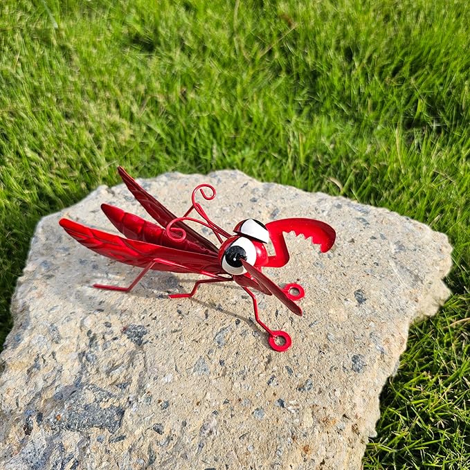 Metal Praying Mantis Sculptures Outdoor Yard Art Garden Patio Decor, Set of 4 Statues for Insect-Themed Garden Decoration