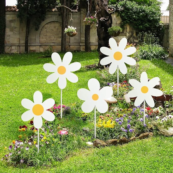5 Pcs Metal Spring Yard Decorations Outdoor Daisy Flowers Yard Signs with Stakes Cute White Daisy Decorative Lawn Signs for Indoor Outdoor Garden Pathway Walkway Spring Holiday Party Decor