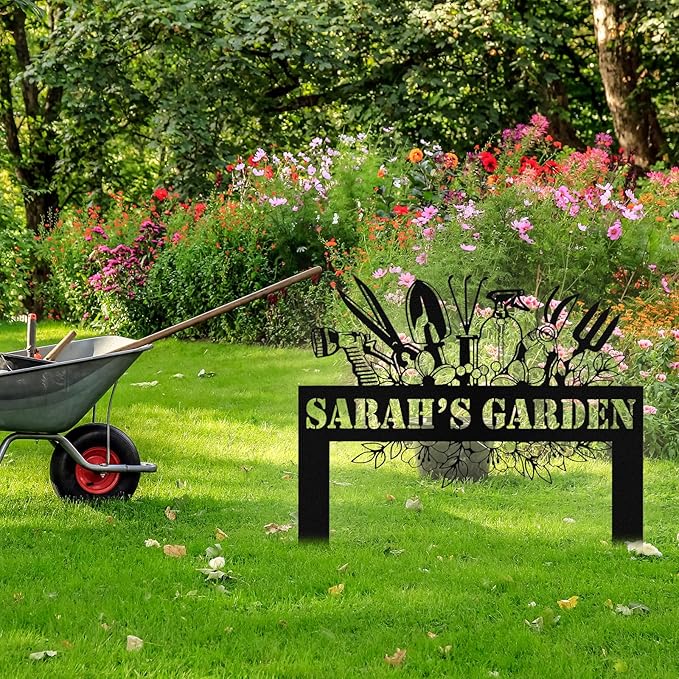 Personalized Metal Garden Signs with Stake, Custom Garden Tool Signs for Outside Waterproof, Customized Name Sign Yard Lawn Gardens Decor Gardening Gifts for Moms Grandmas Gardeners