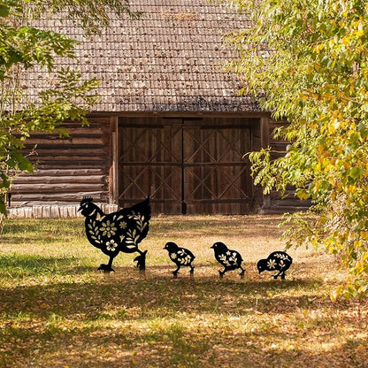4Pcs Metal Chicken Garden Decorative Statues Distinct Hen and Chicks Silhouette Design,Black Hollow-Cut Yard Art, Perfect Decor for Lawns Yard Gardens