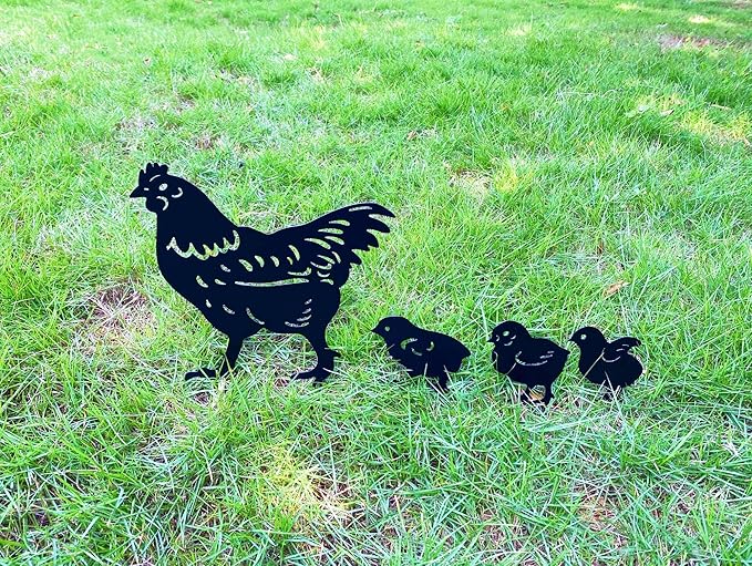 4 Pack Chicken Garden Decorative Stake Metal Chicken Statues Hen and Chicks Silhouette for Yard Outdoor Lawn Patios Garden Decoration