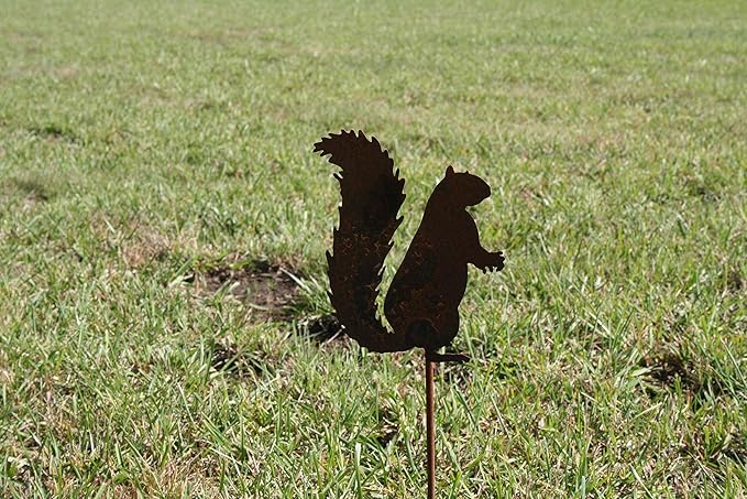 Animal Wildlife Style Steel Rustic or Powder Coated Metal Yard Stake (Squirrel 20" Tall Including Stake, Naturally Rusted)