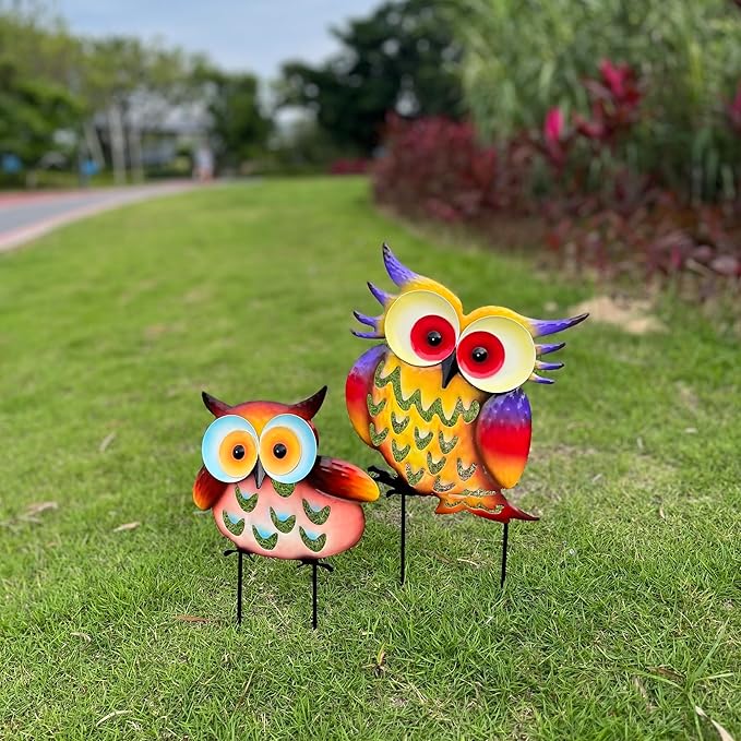 Pack of 2 Metal Fresh Color Owl Garden Statues Silhouette Owl Stakes Decorative Outdoor Statues Animal Sculptures for Yard Décor and Lawn Ornaments, MX202303-1