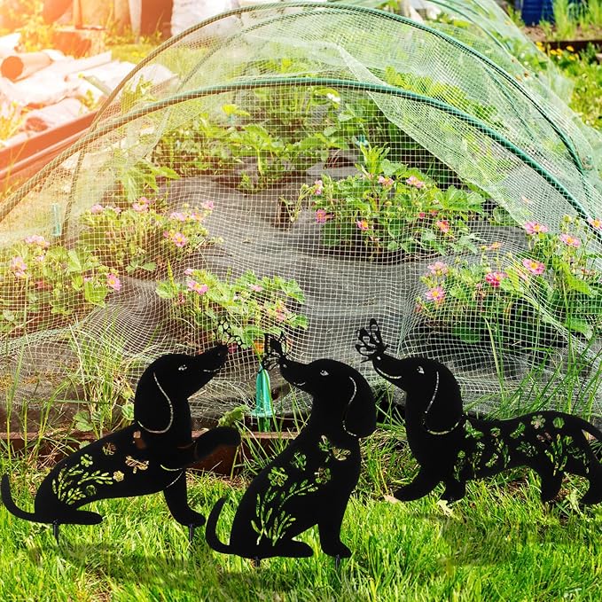 MorningRo 3 Pcs Dog Garden Decor for Outside Dachshund Gifts for Women Dog Lovers 12" Metal Puppy Garden Stake Silhouette Statues Outdoor Decor Men Spring Patio Lawn Yard Art