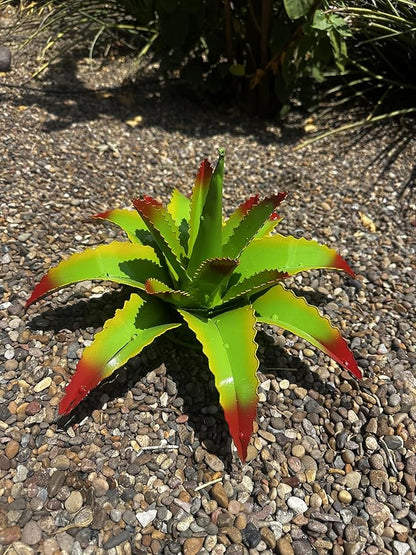 Mini Metal Agave - Garden Art (Cherry Lime)