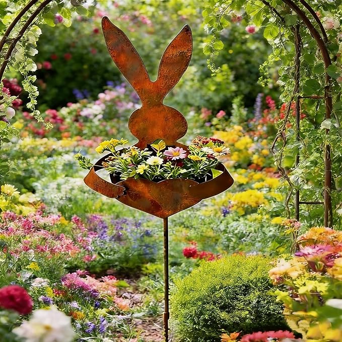 EPMANN Easter Vintage Metal Rabbit Shaped Planter Garden Stake, Rustic Patina Finish Bunny Decor for Outdoor Garden Yard, Decorative Stake for Small Flowers Succulents Spring Displays