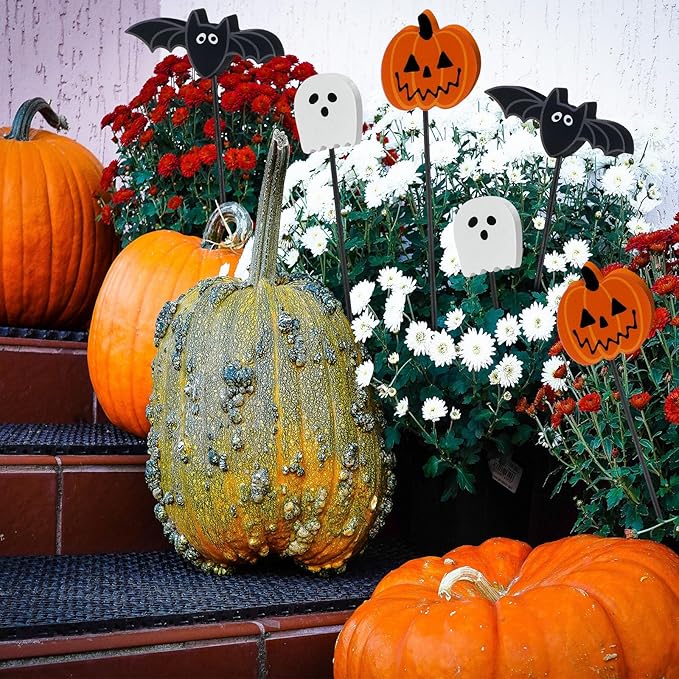 6 Pcs Wood Pumpkin Ghost and Bat Garden Stakes Yard Decor Set for Halloween Indoor Outdoor Lawn Pathway Patio Ornaments