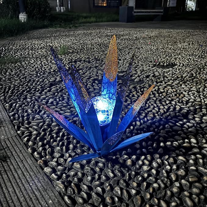 Tequila Rustic Sculpture, Metal Agave Statues Garden Hand Painted Decor for Yard Lawn Patio, Home Outdoor Courtyard Decoration with Solar Light Hollowed Leaves, Ornament Gifts (Blue, Size)