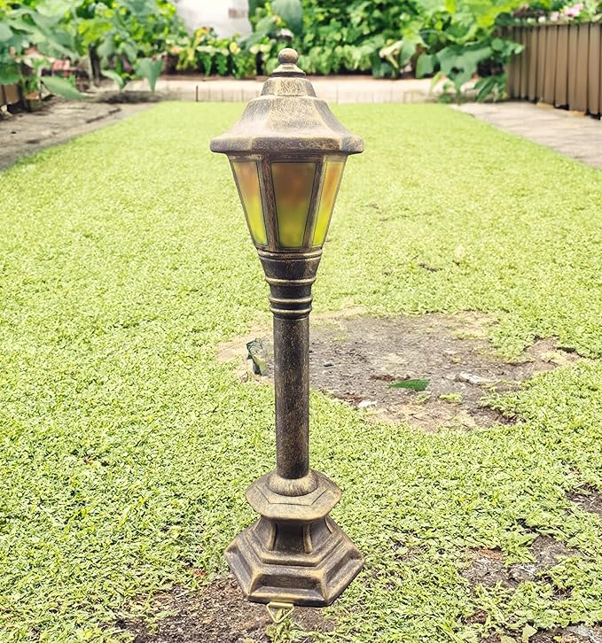 coolboy Street Light Garden Statue for Dogs to Pee On,Puppy Pee Post Training Tool Street Lamp Resin Statue,Indoor Outdoor Street Lights Decor Figurines for Yard Art and Garden Lawn,The （Gold）
