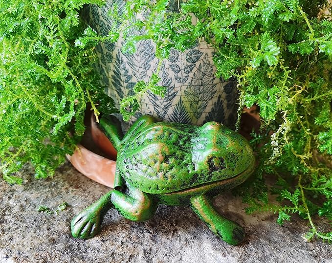 BSTGIFTS Iron Frog Key Hider - Outdoor Statue, Cast Iron, Green Frog, Hide a Key, Garden Decoration